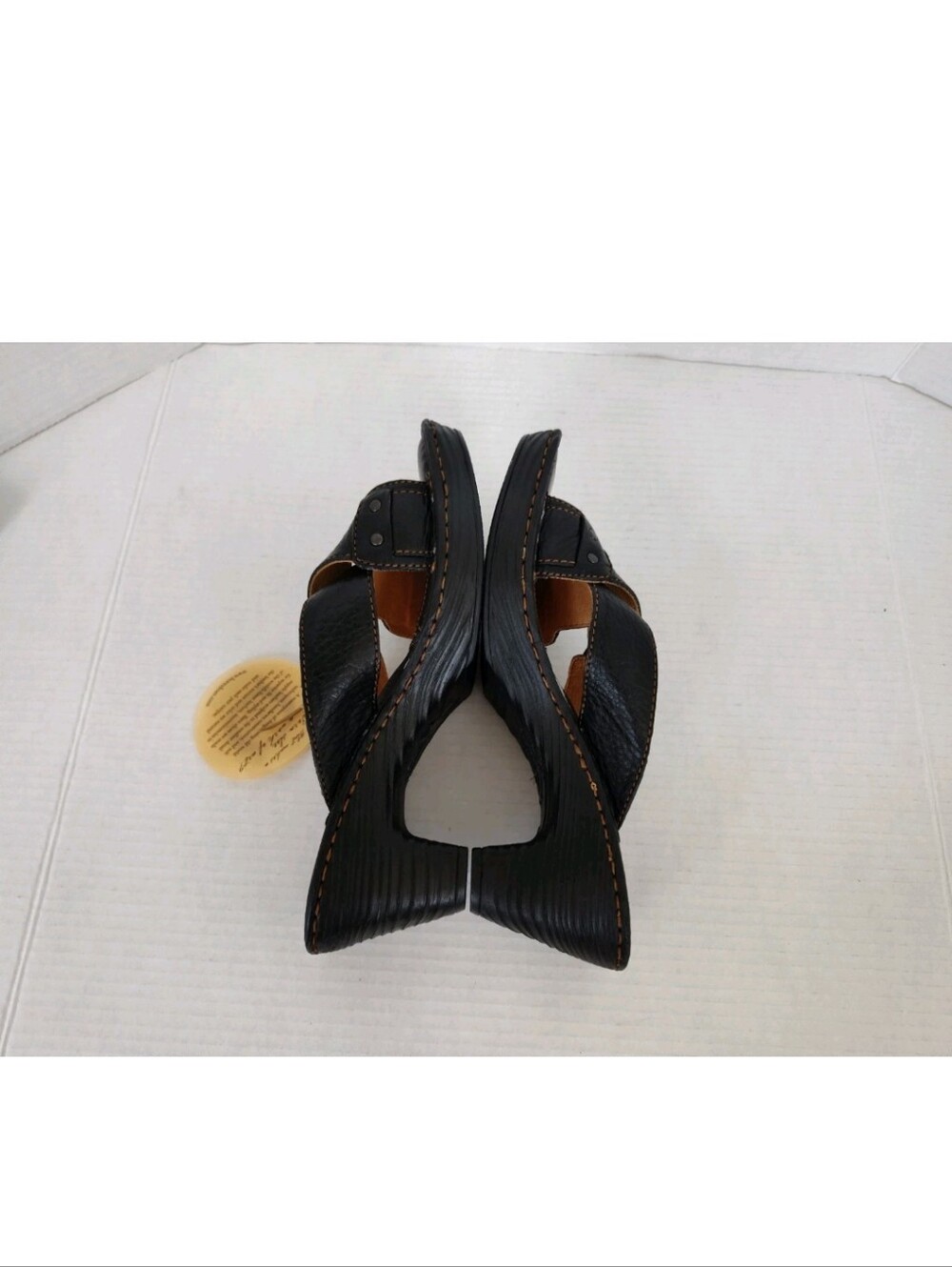 Born Women's Black Leather Sandals Size 10 Criss Cross Straps Buckle Slide - Picture 5 of 8